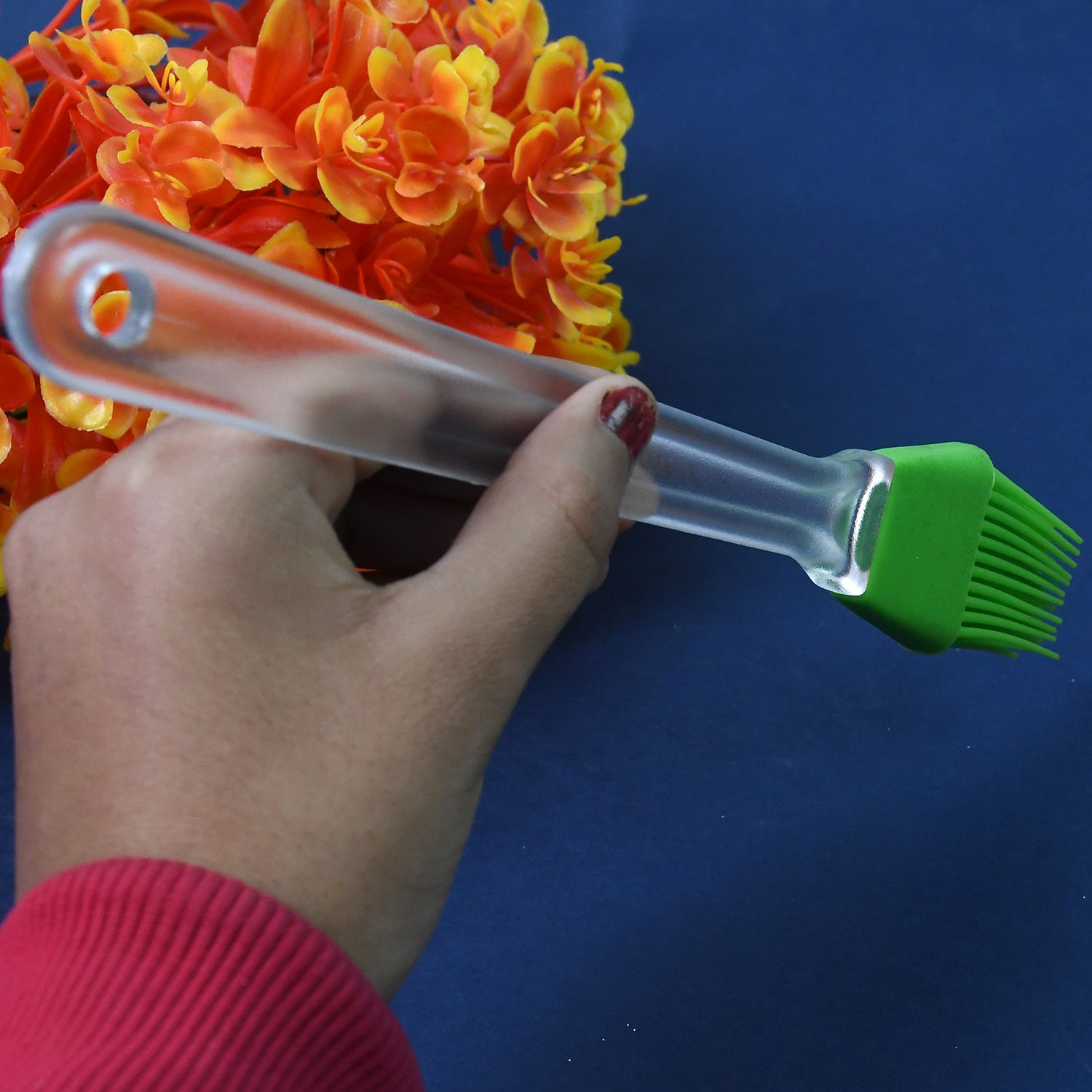 Close-up view of the heat-resistant silicone head of the spatula.