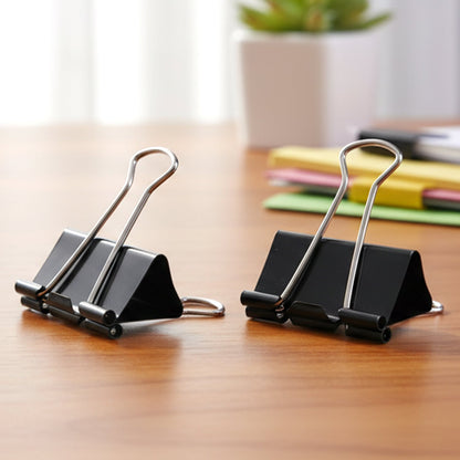 Durable metal arms of 25mm black binder clips for easy opening
