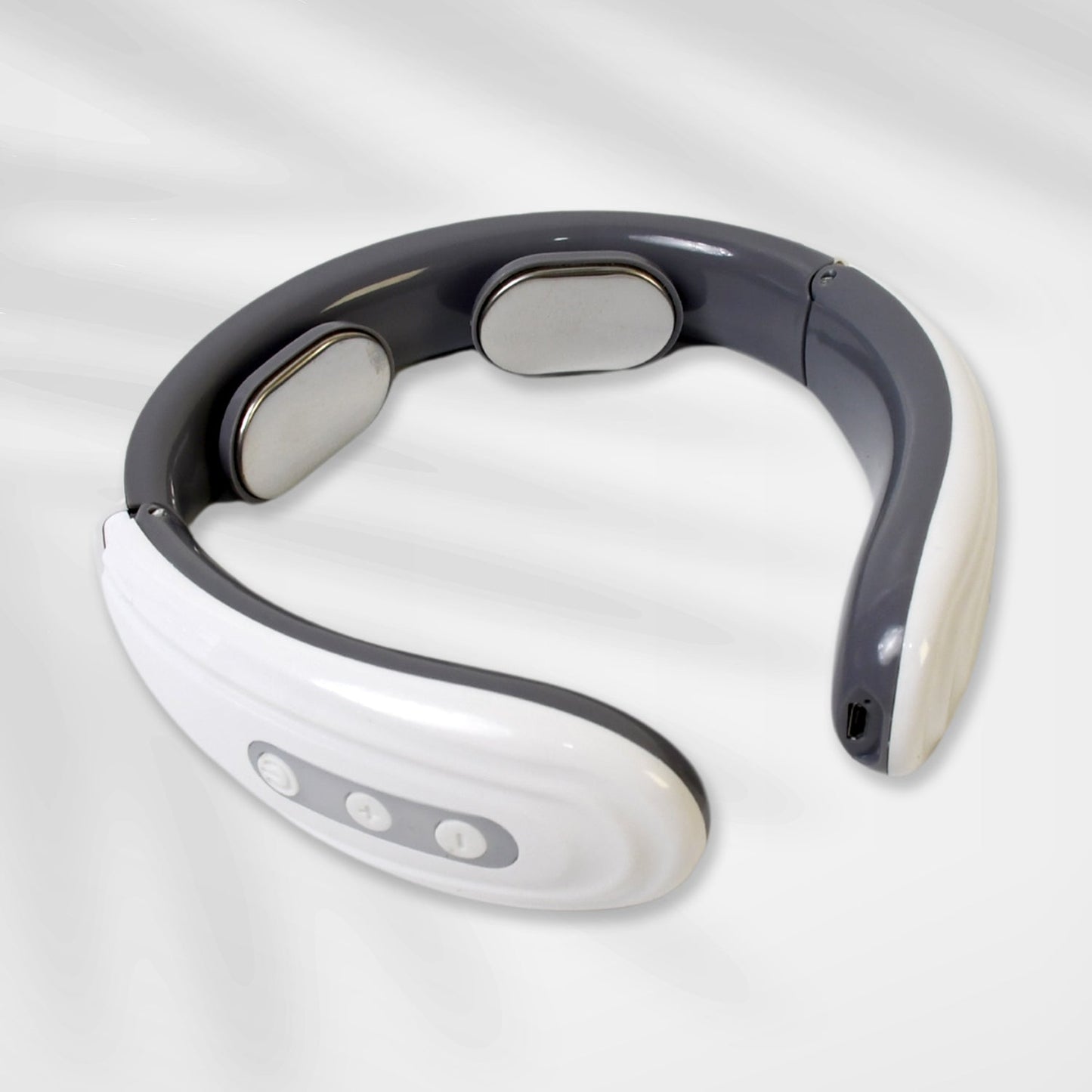 RelaxEase wireless pulse massager targeting neck and shoulder tension