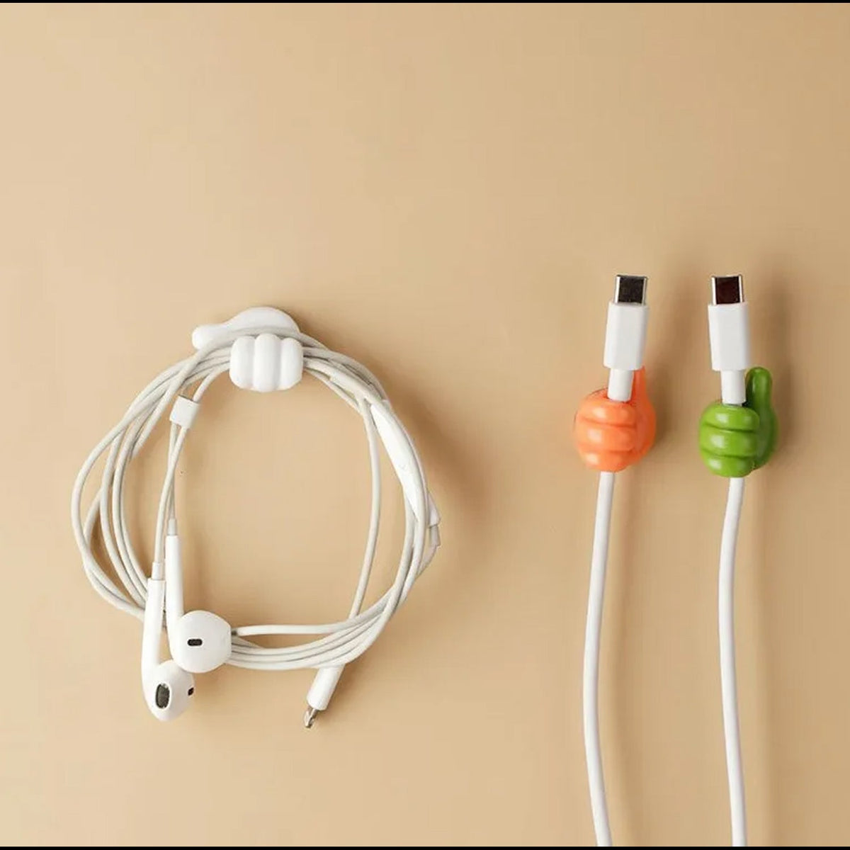 A mini utility hanger holding a small cloth, demonstrating its secure anti-slip hold.