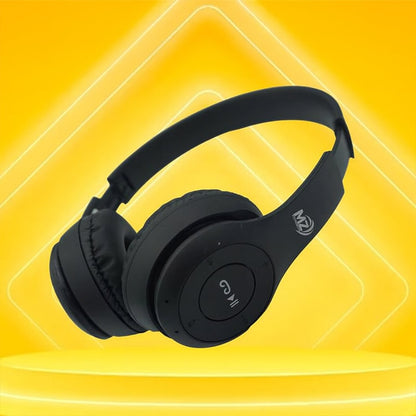 Phonixio Wireless Bluetooth Headset with cushioned earcups.