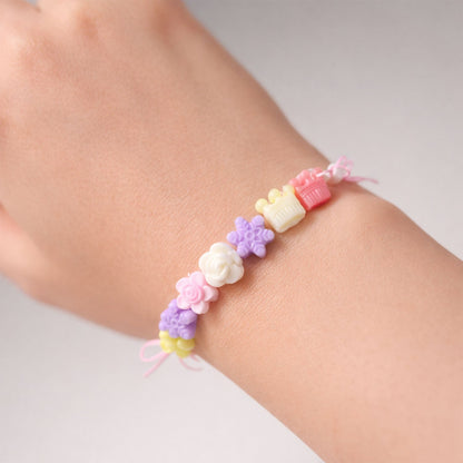Complete jewellery making kit with elastic thread and alphabet beads