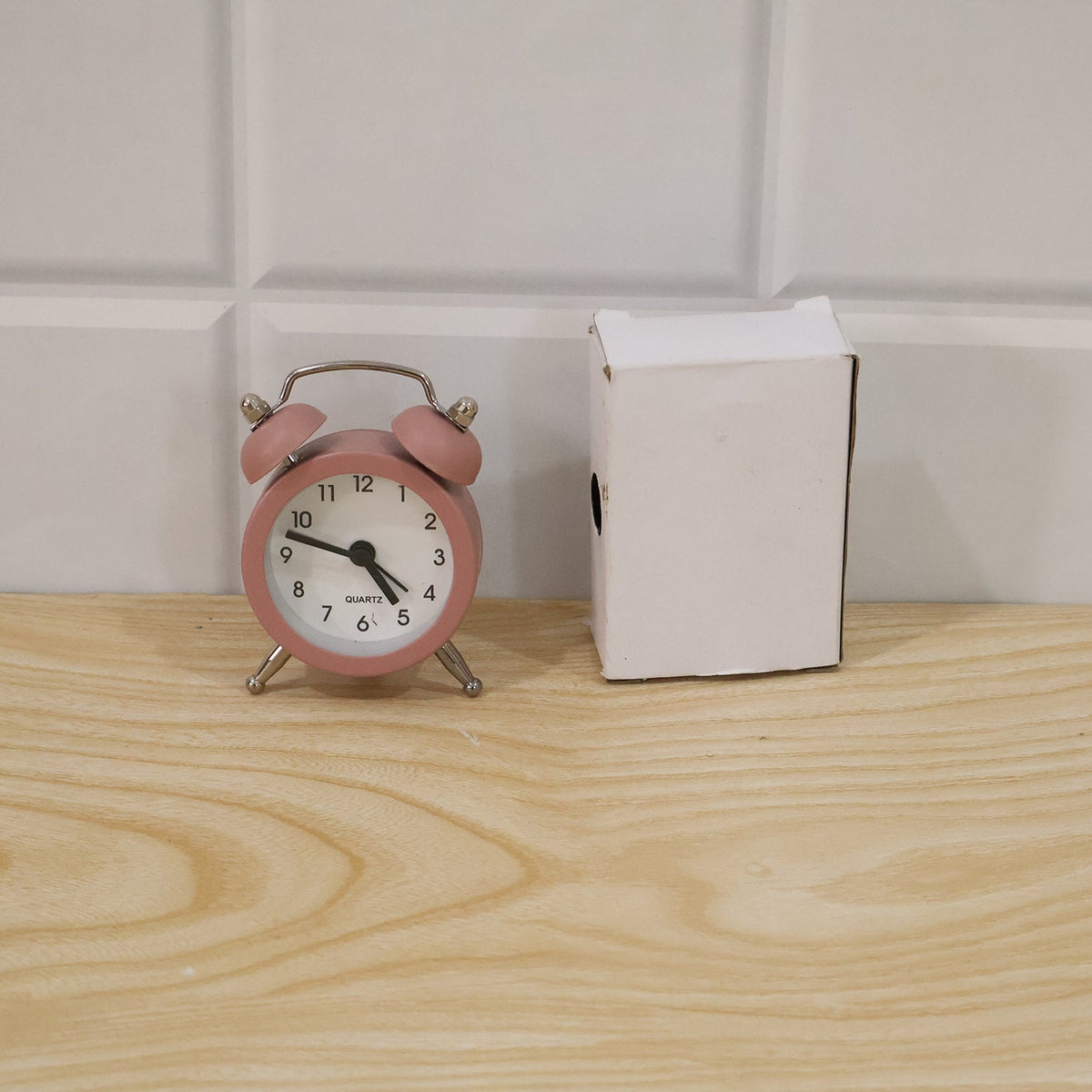 Mini analog alarm clock 1 pc