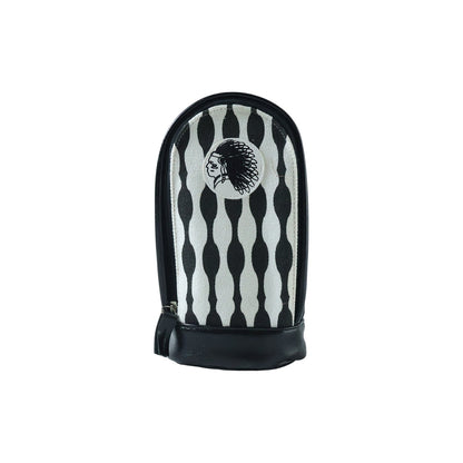 Compact pencil pouch suitable for travel and office use